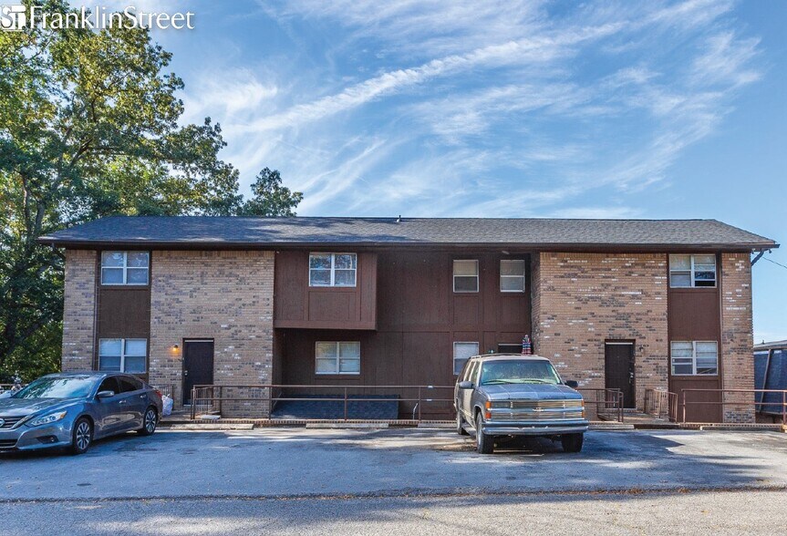 More Photos Of 3700 Cherryton Dr, Chattanooga Apartments For Sale