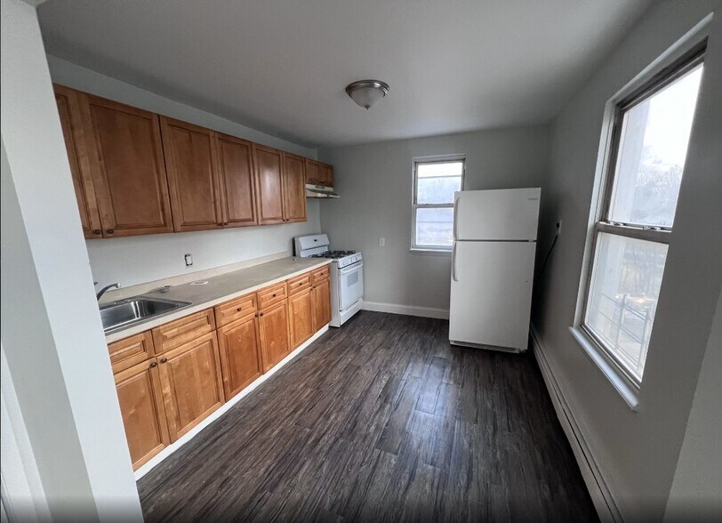 More Photos Of 156 Palisade Ave, Yonkers Multifamily For Sale