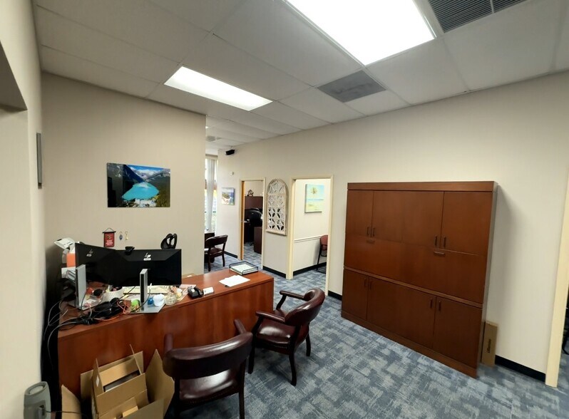 More Photos Of 12330 SW 53rd St, Cooper City Warehouse For Lease