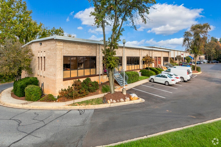 More Photos Of 8401-8475 Helgerman Ct, Gaithersburg Light Manufacturing For Lease