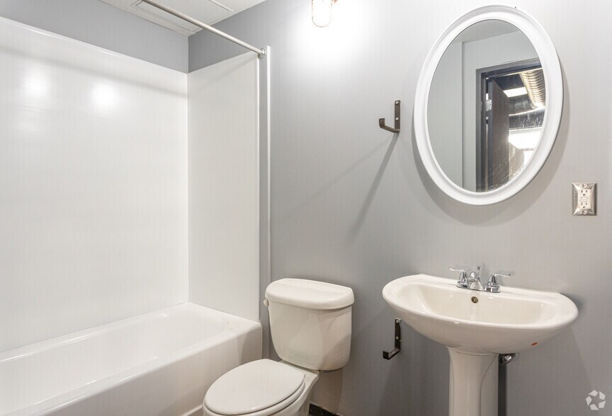 More Photos Of 1827 1st Ave N, Birmingham Apartments For Lease