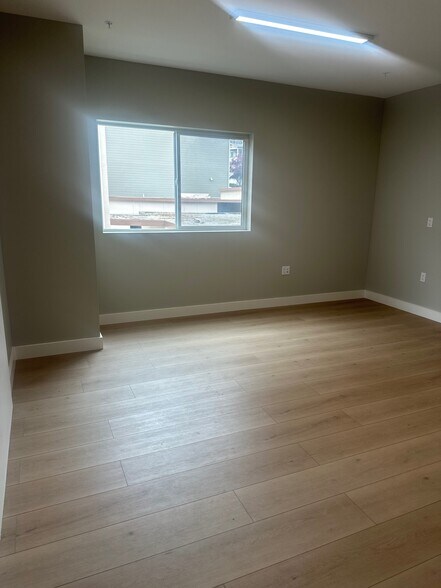 More Photos Of 516 Ave Alhambra, El Granada Office Residential For Lease