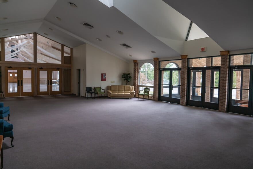 More Photos Of 5335 S.Sandusky Rd Rd, Peck Flex For Sale