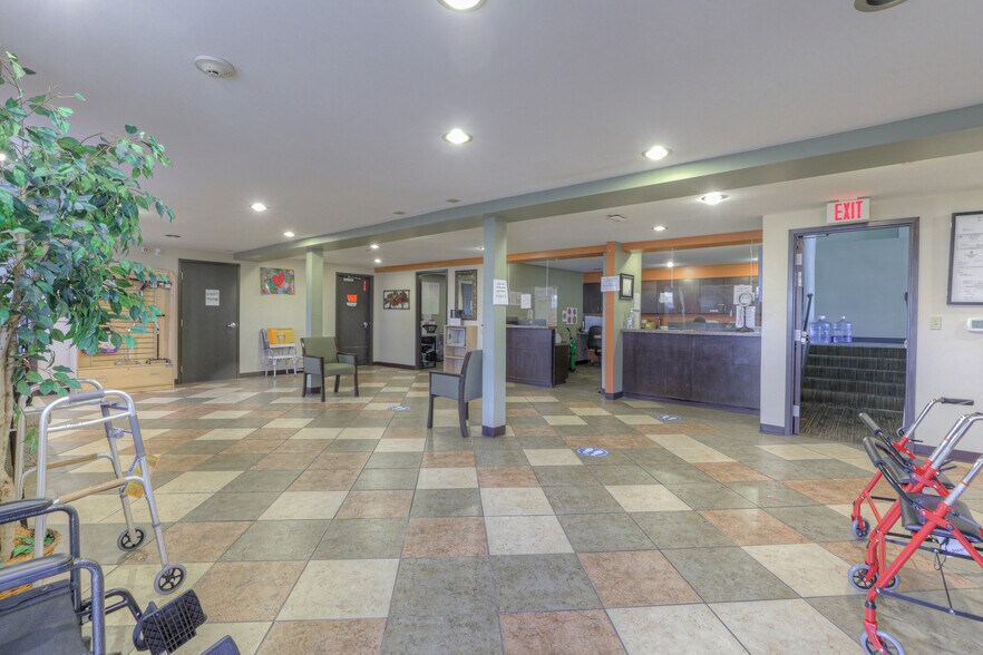 More Photos Of 1811 Charlotte Ave, Nashville General Retail For Sale