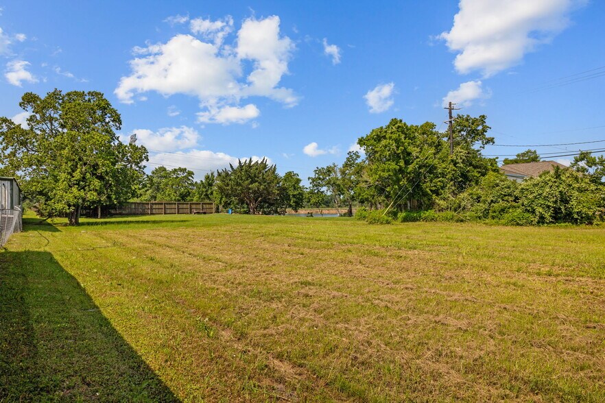 More Photos Of 0 Morris Avenue, Manvel Land For Sale