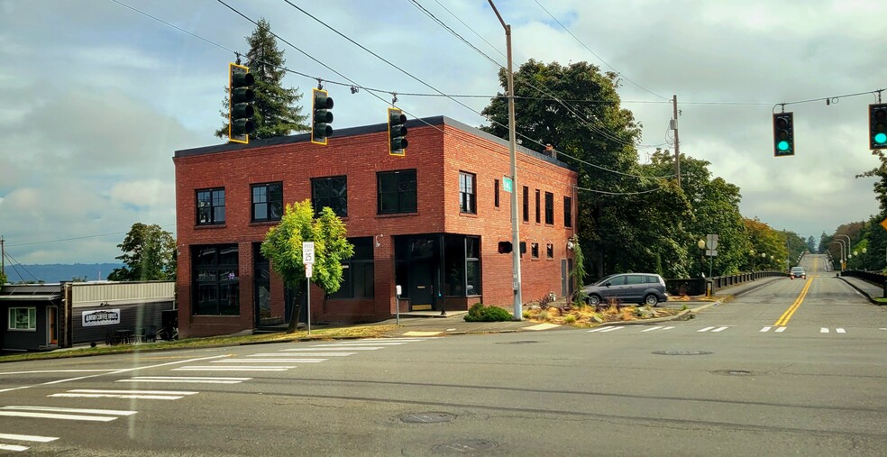 Primary Photo Of 3319 Pacific Ave, Tacoma Storefront Retail Office For Lease