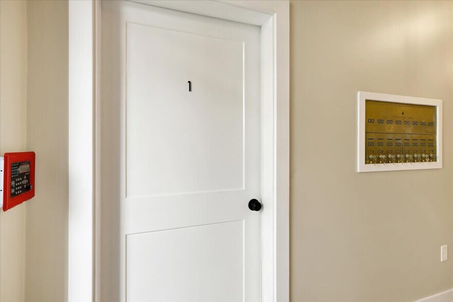 More Photos Of 241 S 5th St, Reading Apartments For Sale