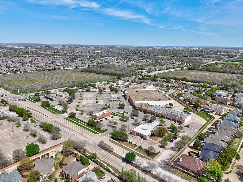 More Photos Of 2035 W McDermott Dr, Allen General Retail For Lease