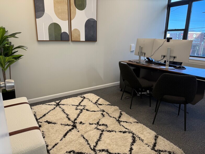 More Photos Of 375 Sunrise Hwy, Lynbrook Storefront Retail Office For Lease