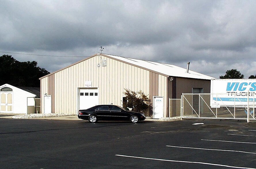 More Photos Of 275 State Route 79 N, Morganville Office For Lease