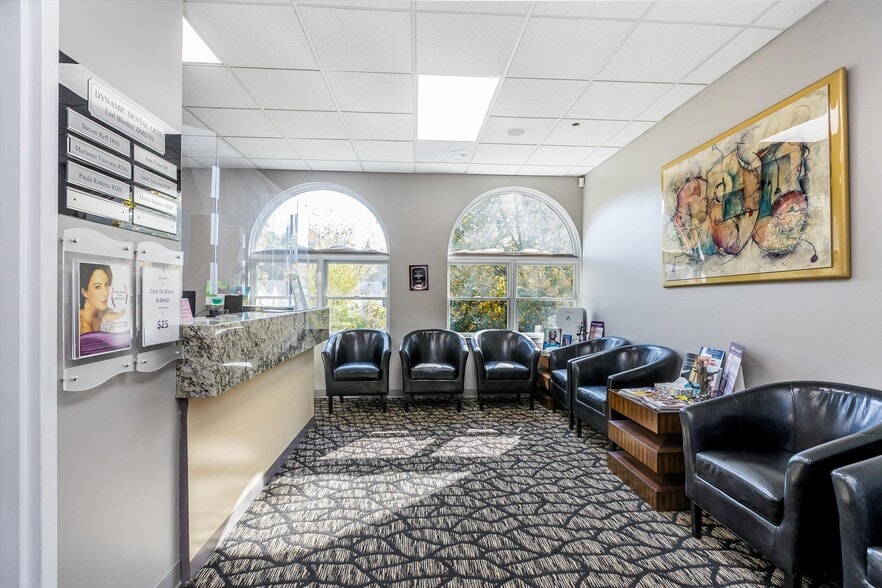 More Photos Of 504 Hamburg Tpke, Wayne Medical For Sale