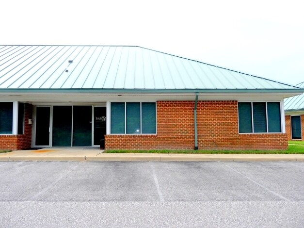 More Photos Of 2903 Boulevard, Colonial Heights Medical For Lease