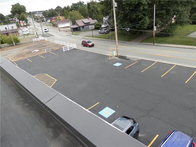 More Photos Of 2801-2809 Leechburg Rd, Lower Burrell Storefront Retail Office For Sale