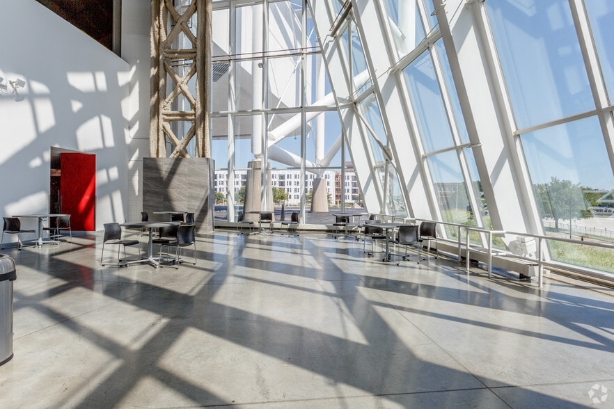 More Photos Of 1800 Genessee St, Kansas City Theater Concert Hall For Lease