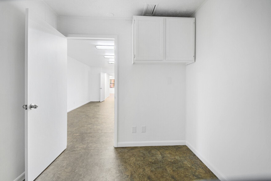 More Photos Of 1873 Everlee Rd, Jacksonville Industrial For Sale