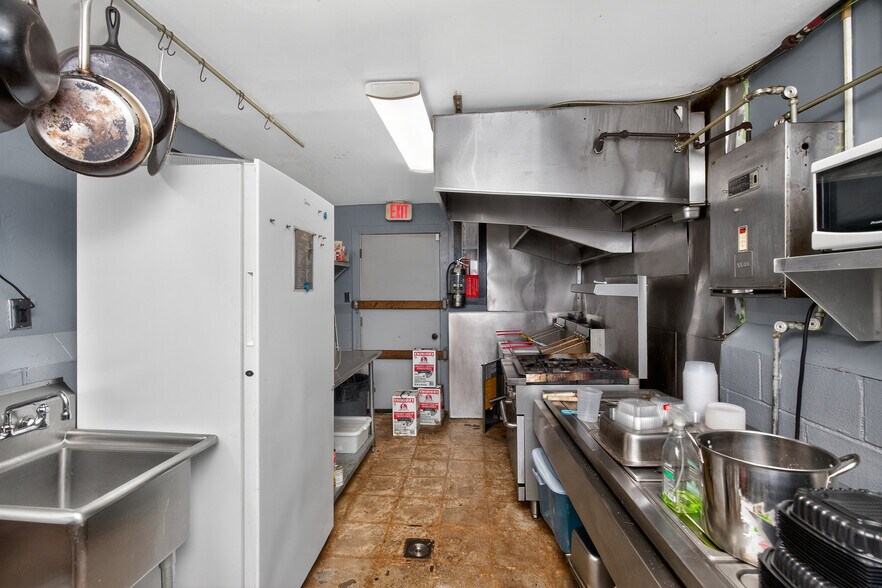 More Photos Of 427 S Pearl St, Albany Storefront Retail Residential For Sale