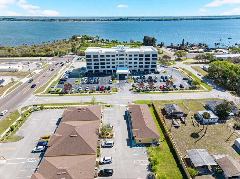 More Photos Of 6520 3rd St, Rockledge Medical For Sale