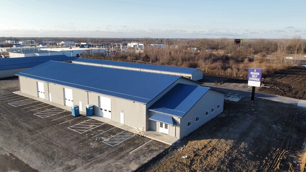 Primary Photo Of 8300 Clay St, Merrillville Warehouse For Lease