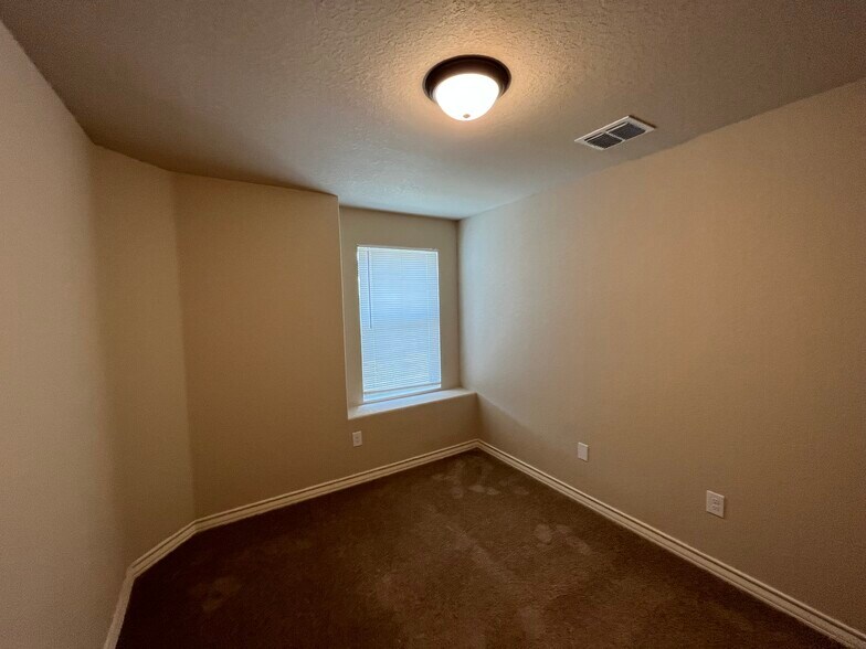 More Photos Of 6414 Luglio Ln, San Antonio Apartments For Sale