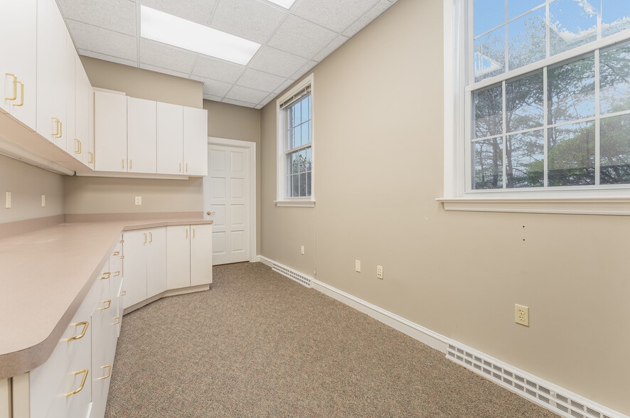 More Photos Of 16 Harrison St, Clinton Township Office Residential For Sale