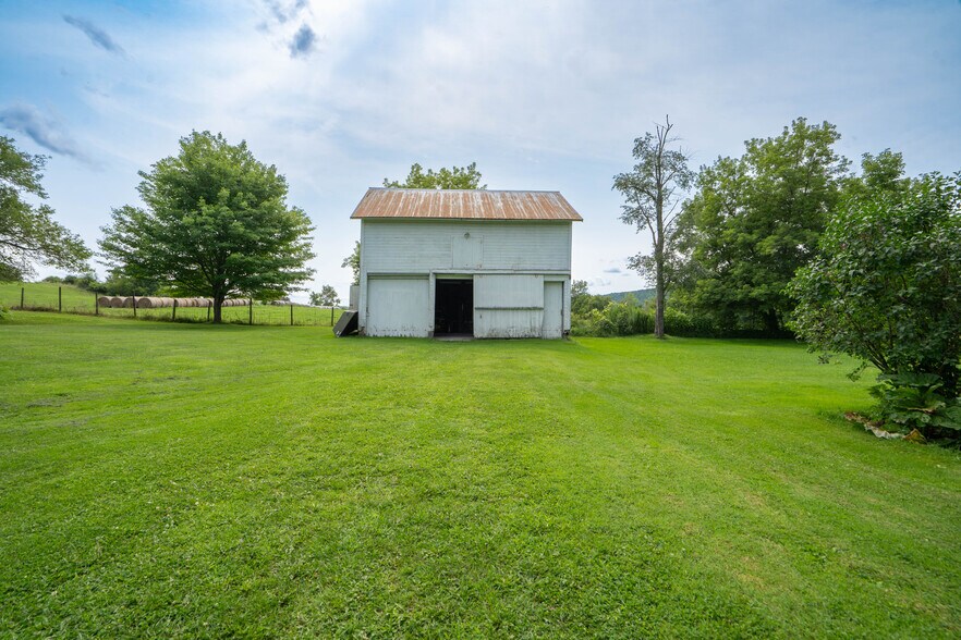 More Photos Of 122 County Highway 18B, West Winfield Apartments For Sale