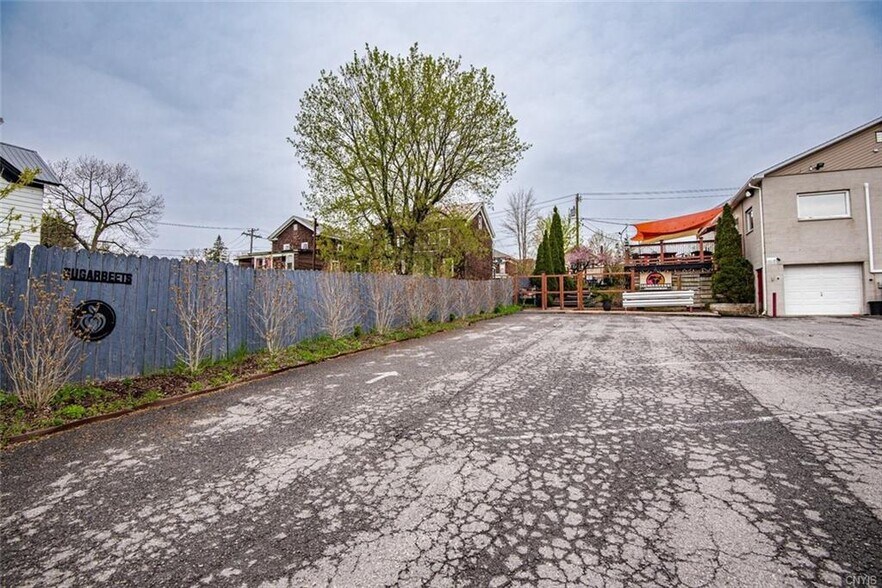 More Photos Of 417 W Dominick St, Rome Bar For Sale