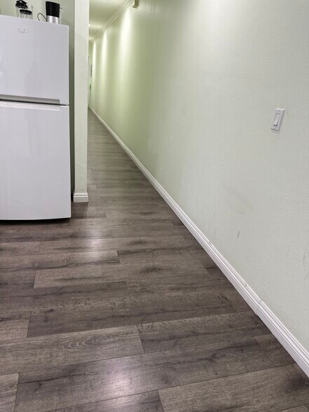 More Photos Of 1161 W 37th Dr, Los Angeles Apartments For Sale