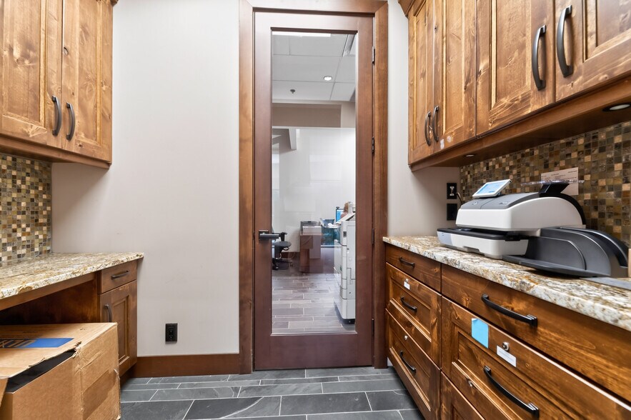 More Photos Of 8047 199th St, Langley Office For Sale