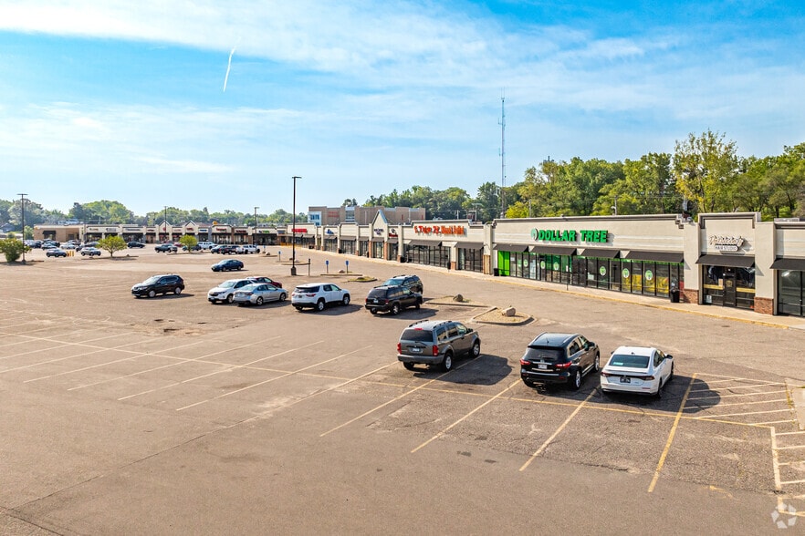 More Photos Of 1201 Robert St S, West Saint Paul Unknown For Lease