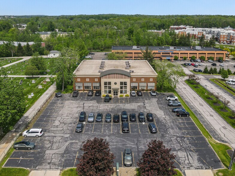 More Photos Of 32875 Solon Rd, Solon Medical For Lease