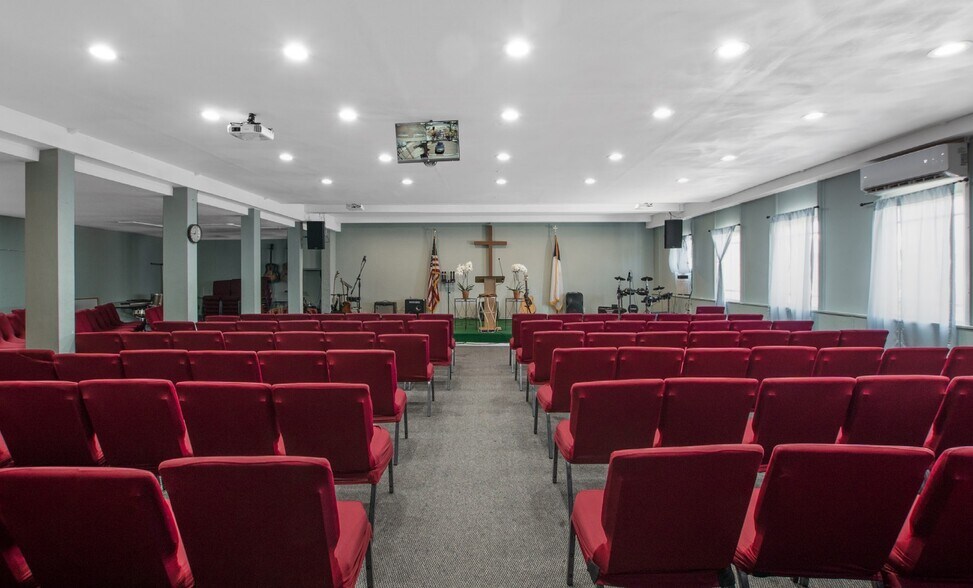 More Photos Of 1130 W Fillmore St, Phoenix Religious Facility For Sale