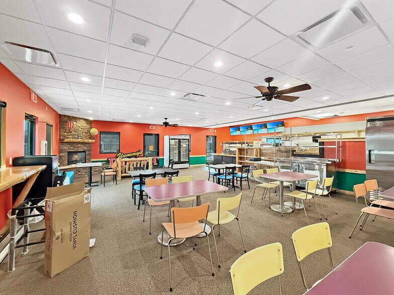 More Photos Of 910 E 2nd Ave, Indianola Restaurant For Sale