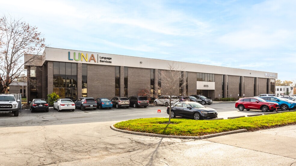 More Photos Of 8935 N Meridian St, Indianapolis Medical For Lease