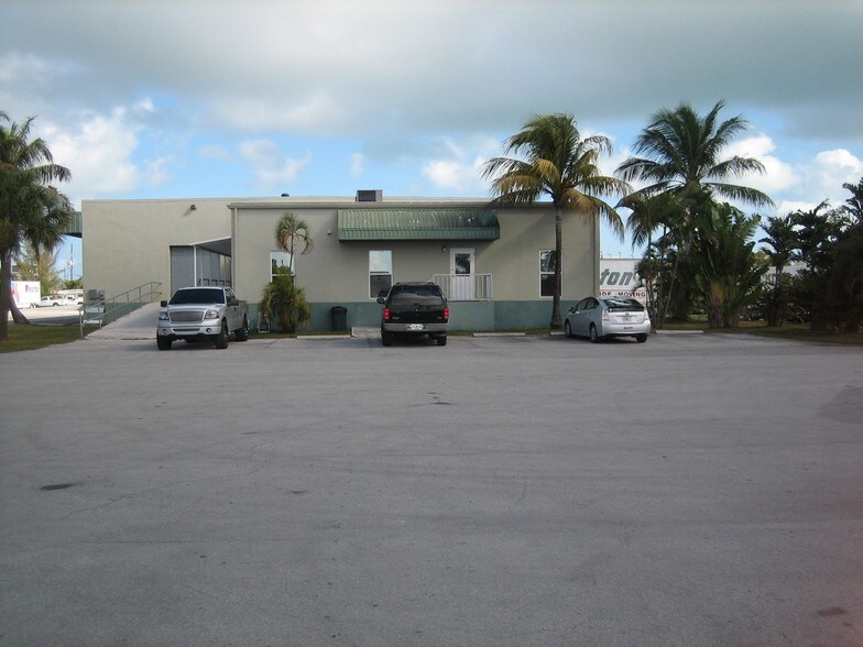 More Photos Of 121 Overseas Hwy, Key West Industrial For Sale