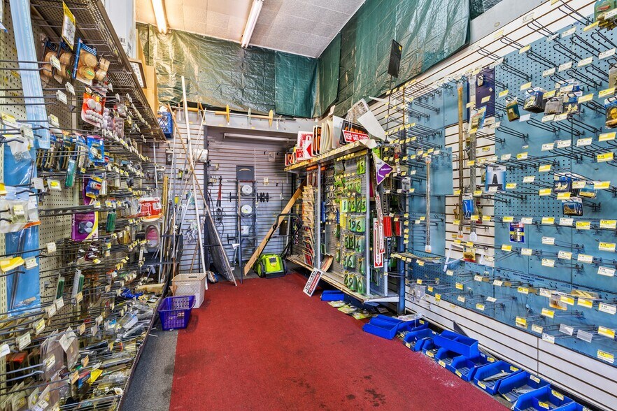 More Photos Of 5 S Main St, High Springs Freestanding For Sale