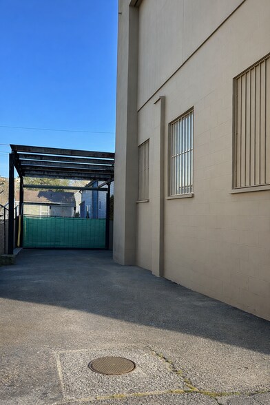 More Photos Of 5338-5340 15th Ave S, Seattle Office For Lease