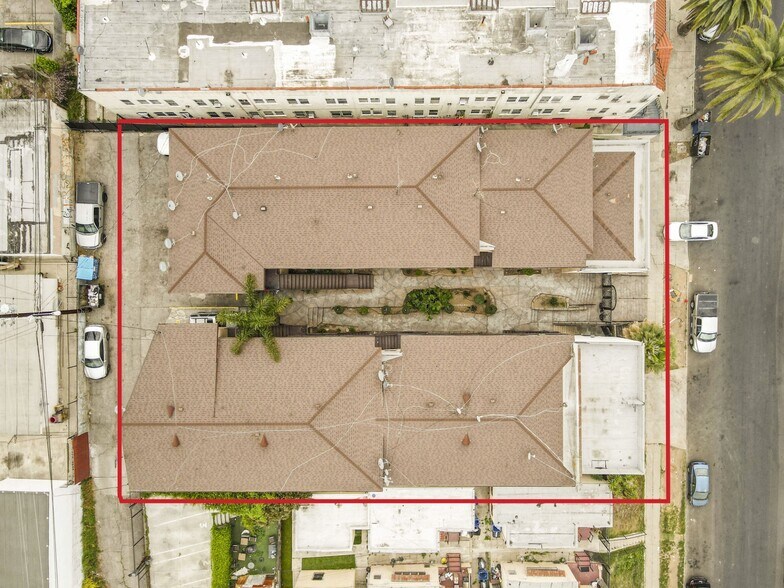 More Photos Of 4023-4027 W 28th St, Los Angeles Apartments For Sale