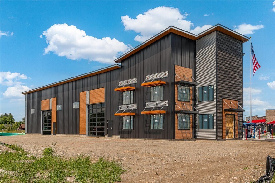 More Photos Of 9878 Kirkpatrick st, Hayden Office For Sale
