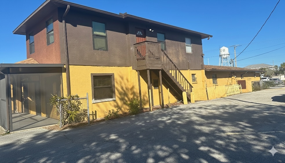 More Photos Of 117 9th Ave, Bradenton Multifamily For Sale