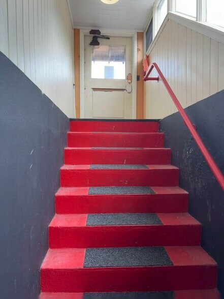 More Photos Of 144 S Main St, Wallingford Office For Sale