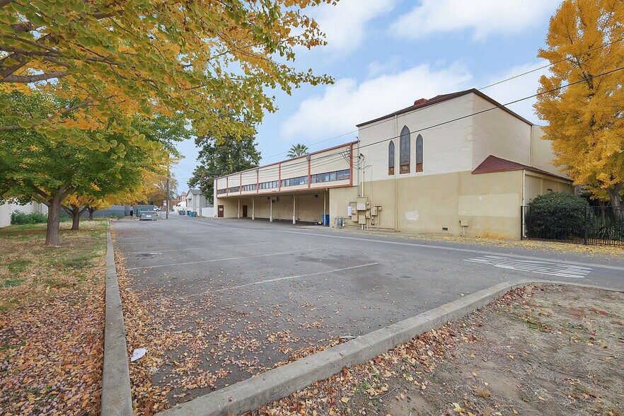 More Photos Of 800 D St, Marysville Religious Facility For Sale