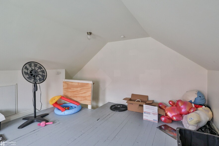 More Photos Of 304 E Kline Ave, Lansford Multifamily For Sale