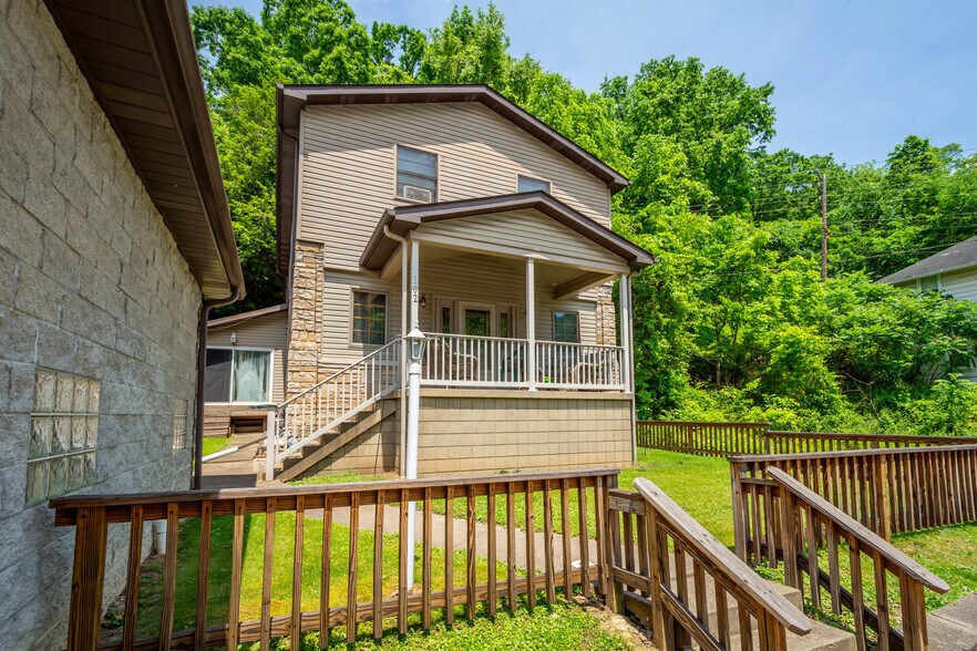 More Photos Of 306 Maple Creek Rd, Charleroi Auto Repair For Sale