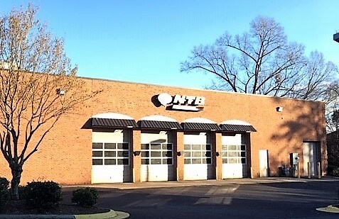 More Photos Of 2201 W Arrowood Rd, Charlotte Auto Repair For Sale