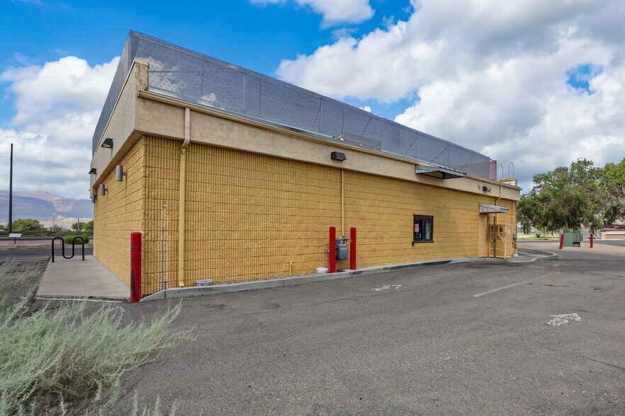 More Photos Of 1041 Highway 6 And 50, Fruita Fast Food For Sale