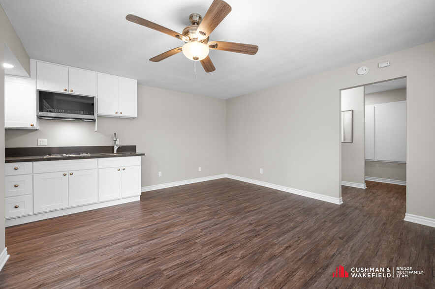 More Photos Of 16972 Lynn Ln, Huntington Beach Apartments For Sale