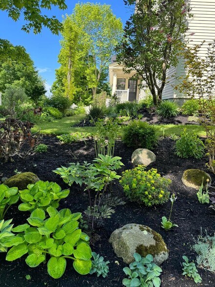 More Photos Of 10 Church St, Stockton Springs Hospitality For Sale