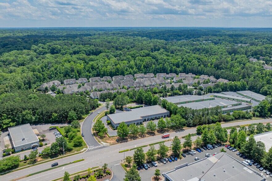 More Photos Of 1640 NW Maynard Rd, Cary Auto Dealership For Sale