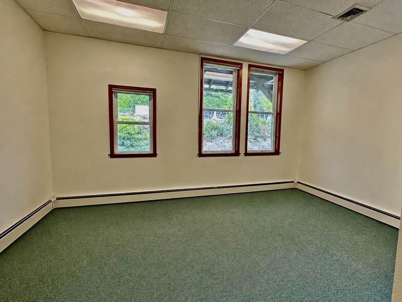 More Photos Of 1 Railroad Sq, Haverstraw Office For Sale