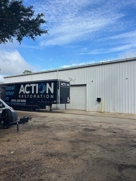 More Photos Of 5125 Woodlane Cir, Tallahassee Industrial For Lease
